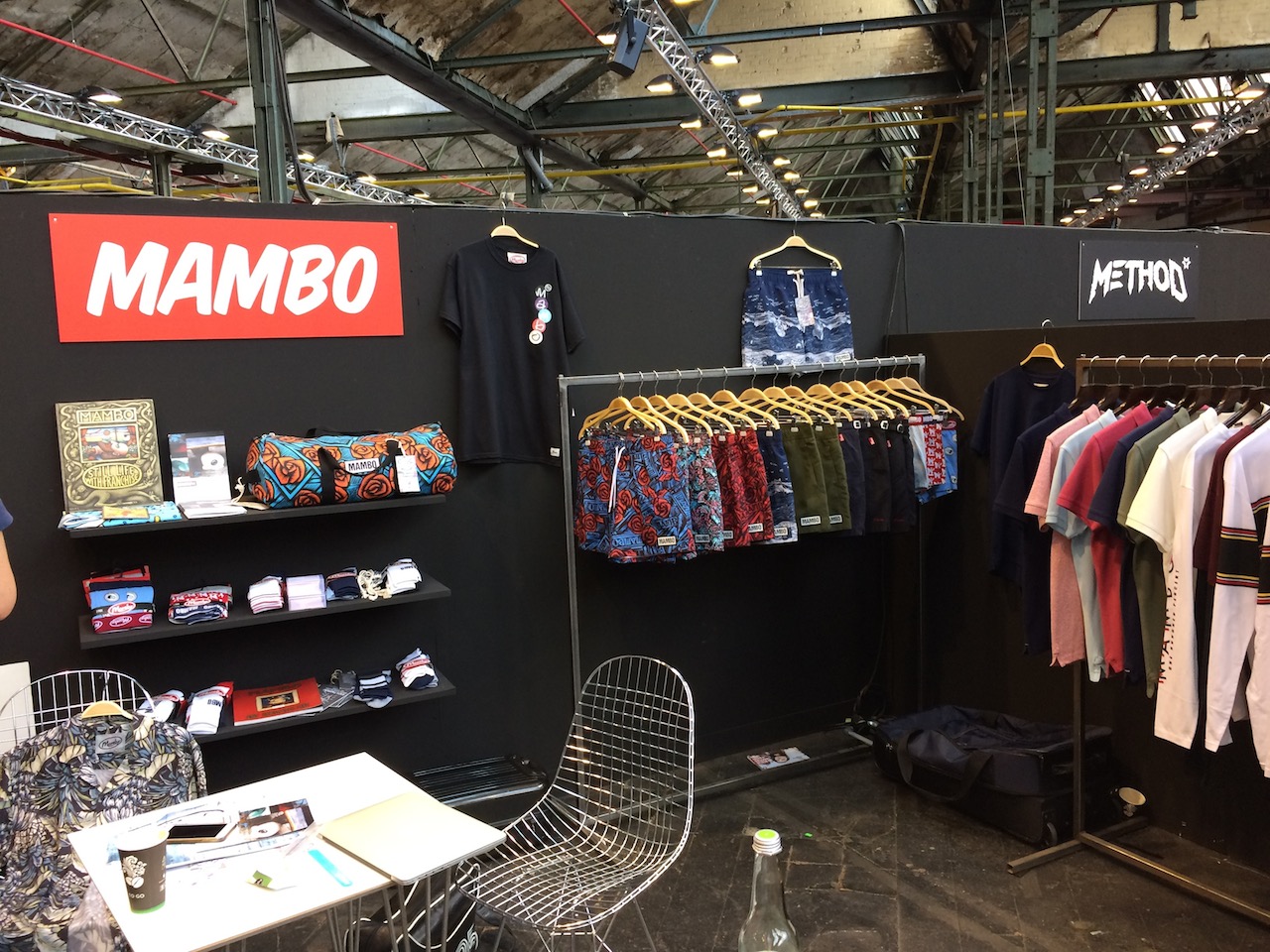 Mambo stand