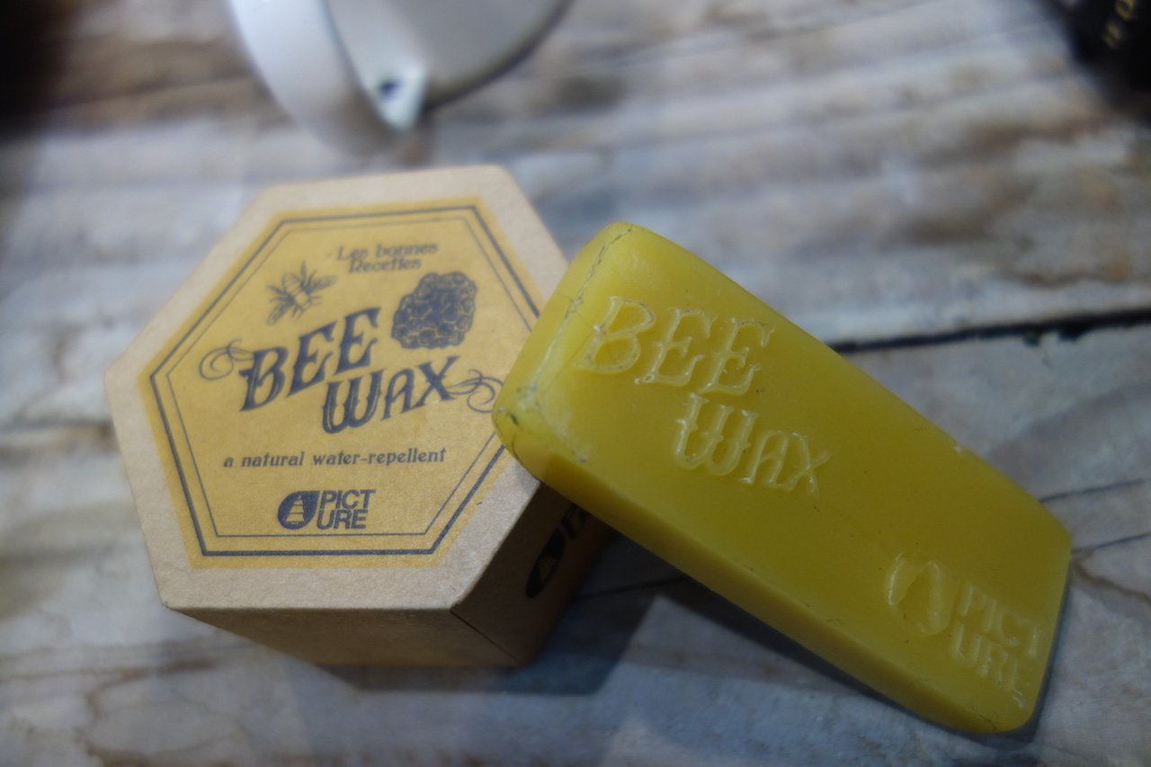 Picture’s Bee’s wax