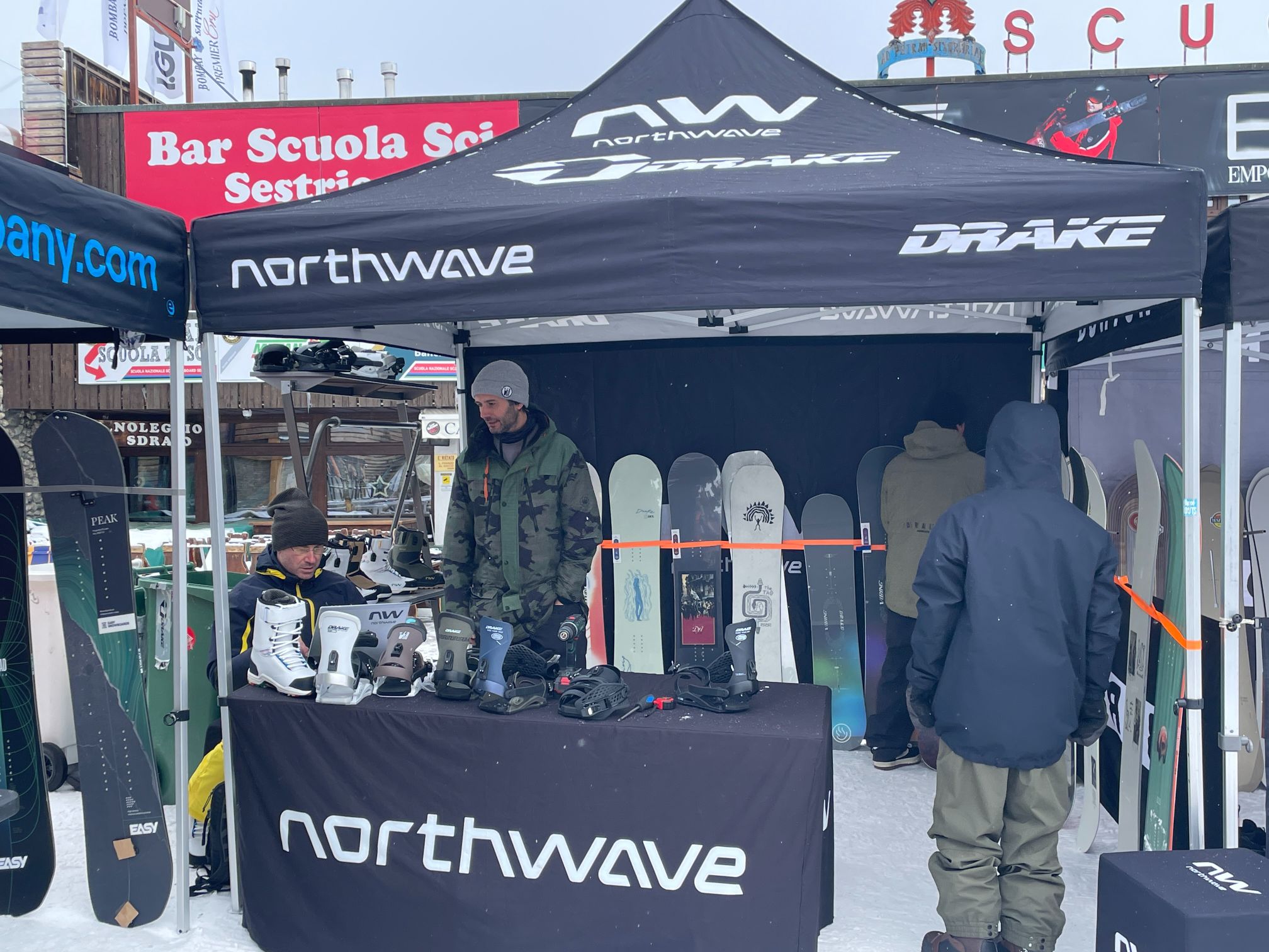 Northwave_Drake booth