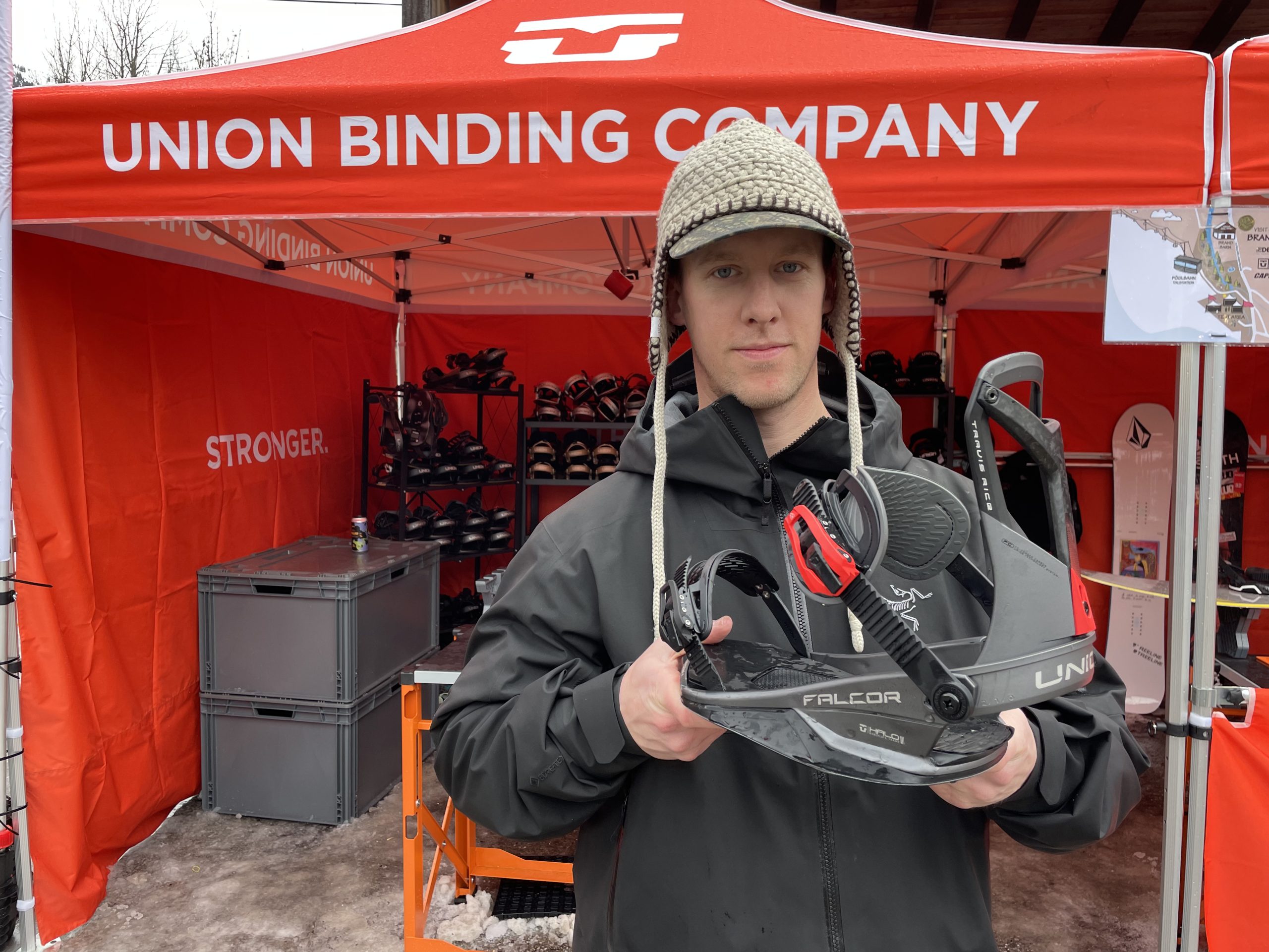 Union’s Riley Goodwin with the new Falcor Travis Rice pro model with 2 layer baseplate
