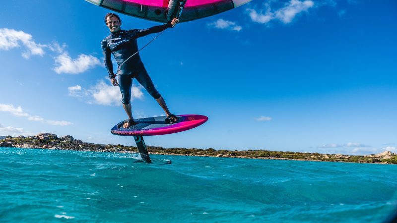 Glide-Swift_24_Sardinia_PhilipMackenbrock__LOC3972-wp-800x450